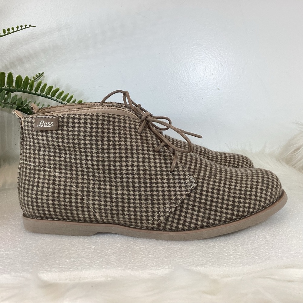 G H BASS ELYSE LACE UP HOUNDSTOOTH ANKLE BOOTIES SZ 9.5